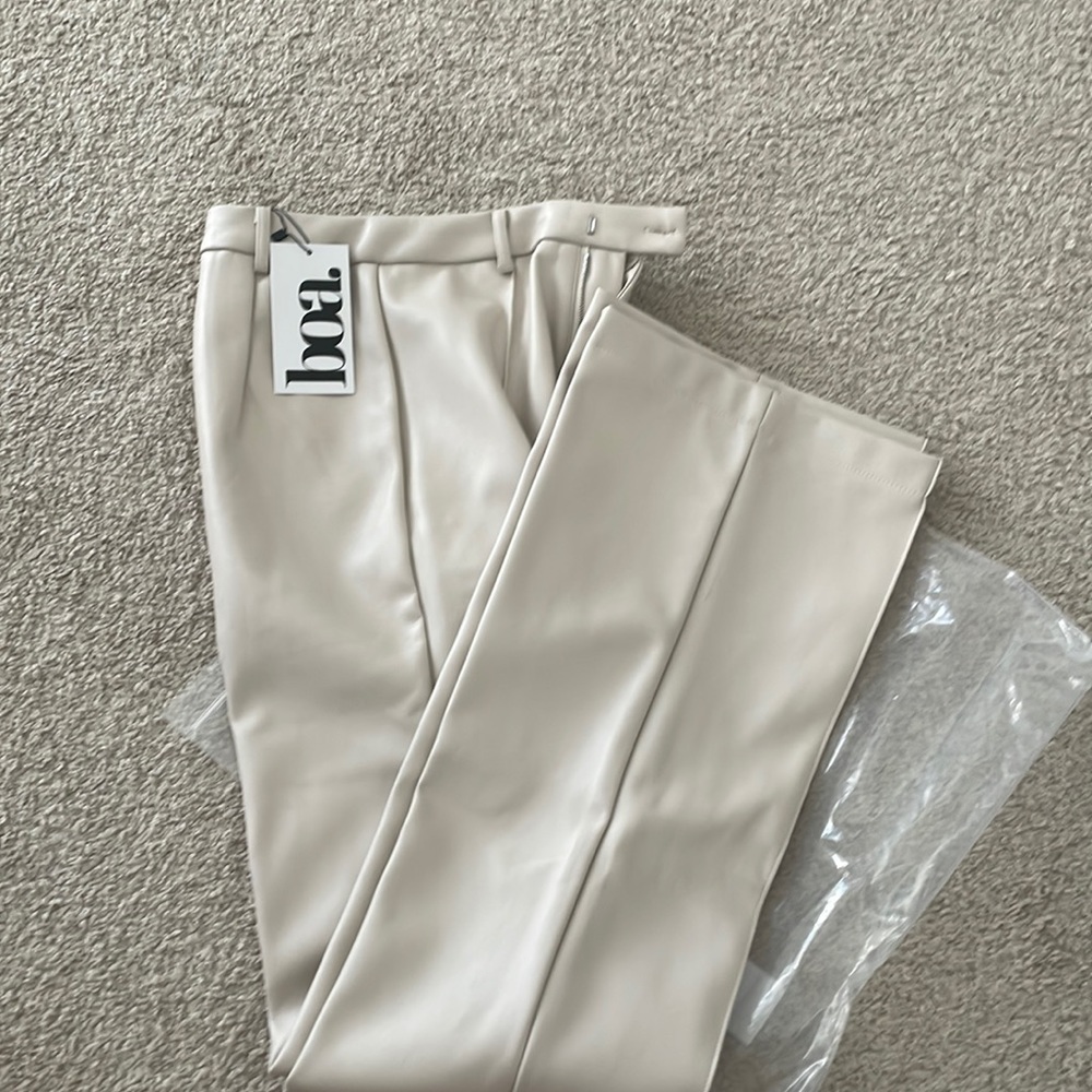 Boa. Leather wide leg trousers. XS. BNWT.